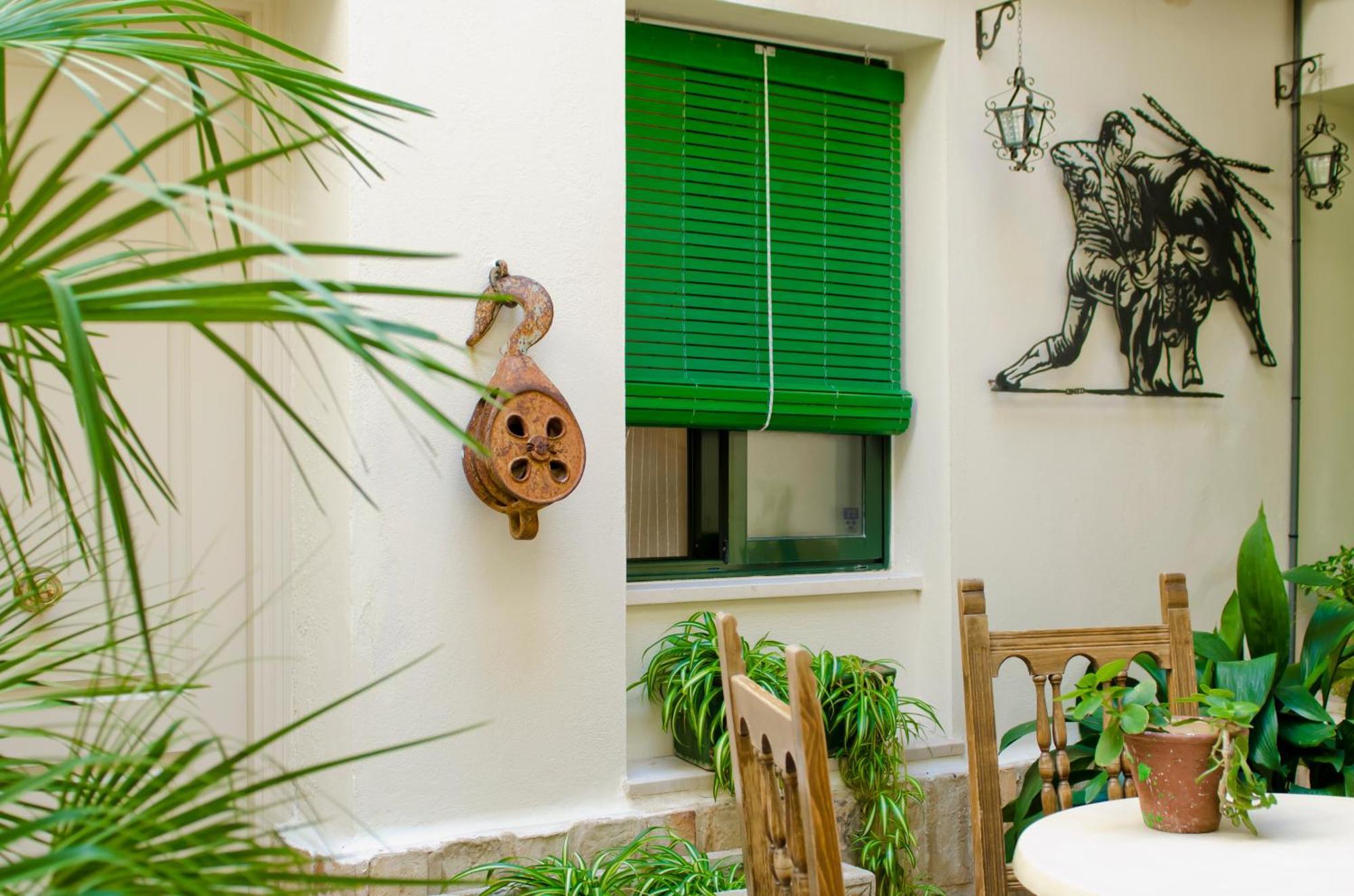 Hostal Sixto Рота Экстерьер фото