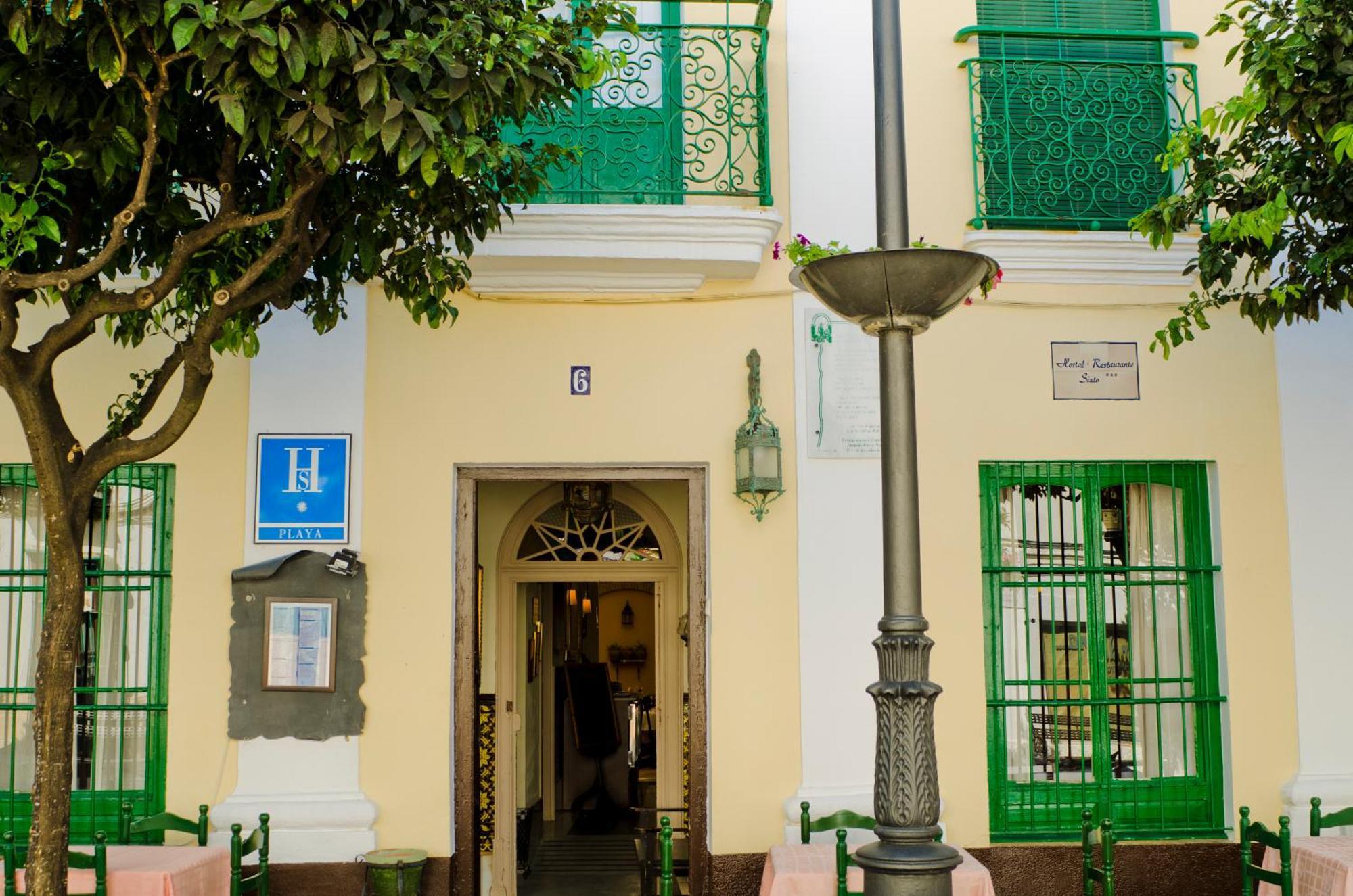 Hostal Sixto Рота Экстерьер фото