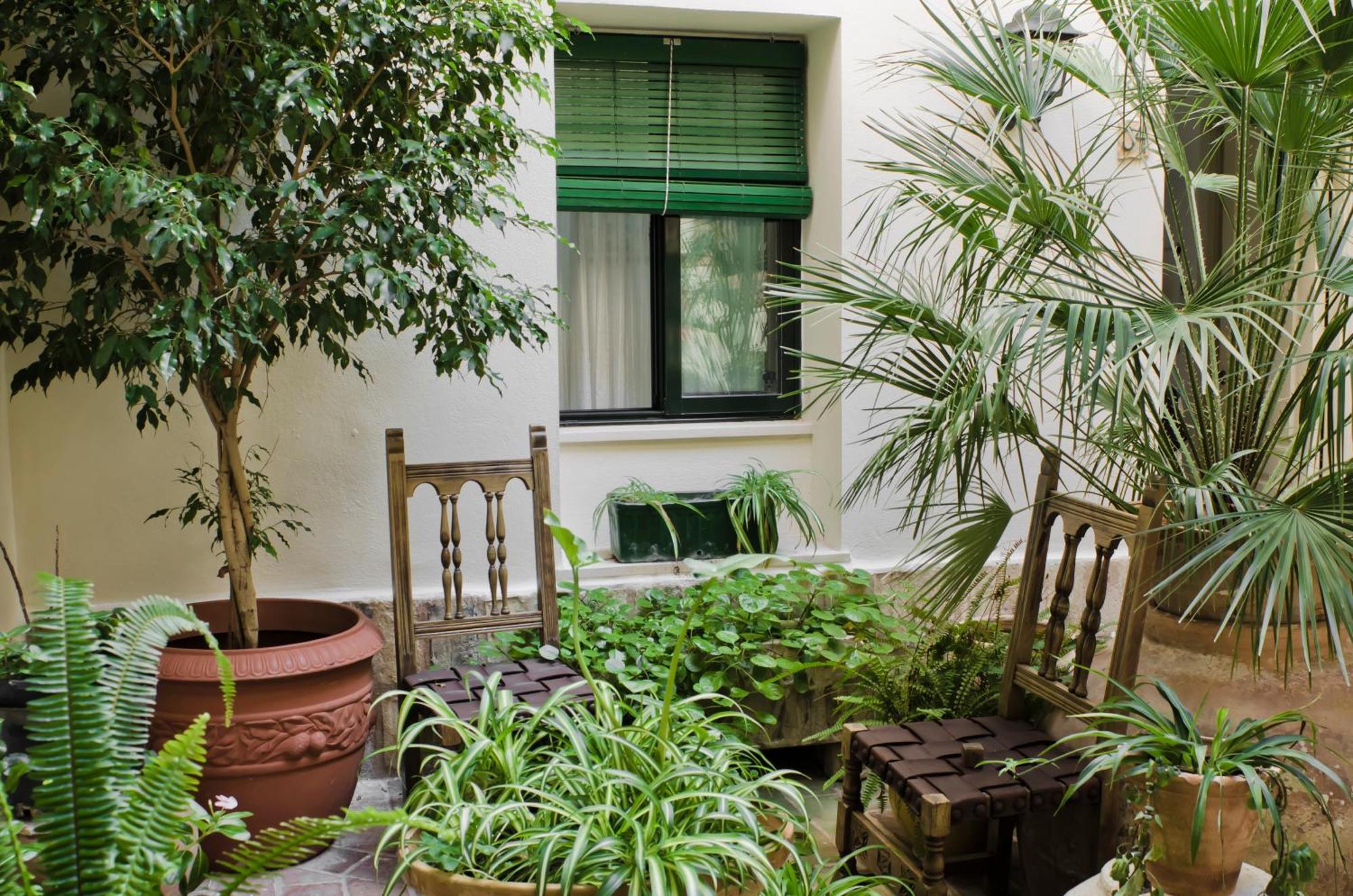 Hostal Sixto Рота Экстерьер фото